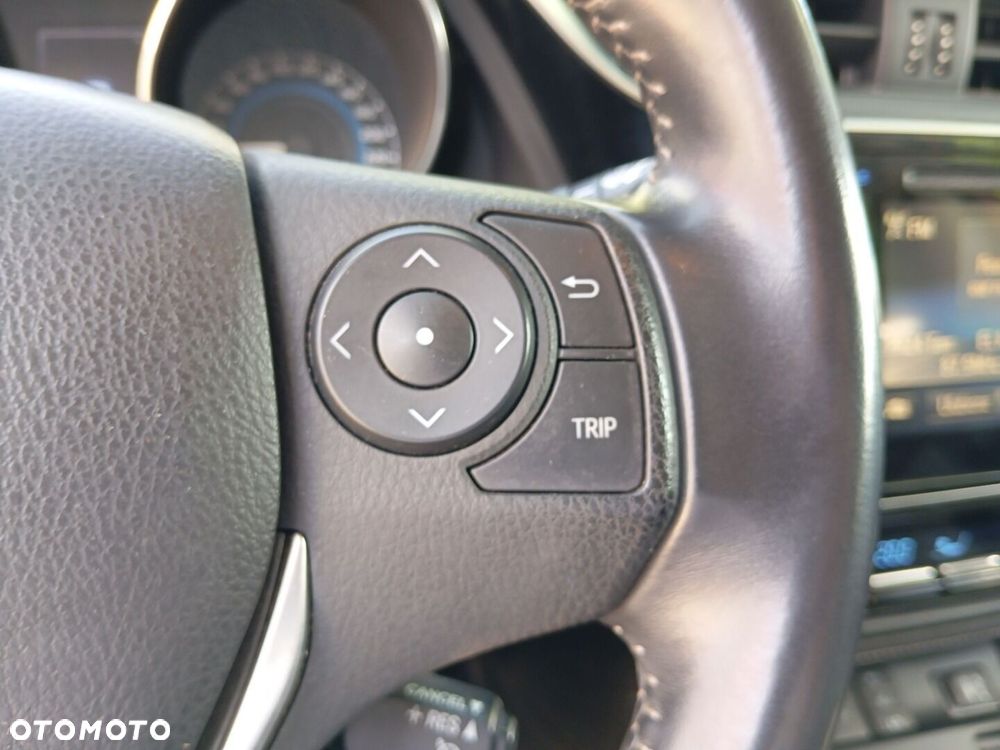 Toyota Auris - 19