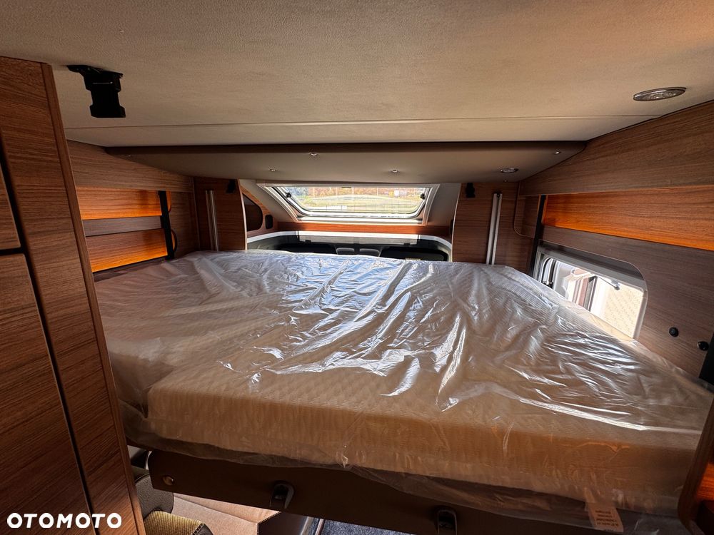 Weinsberg CaraCompact Suite 640 MEG EDITION [PEPPER] - 37