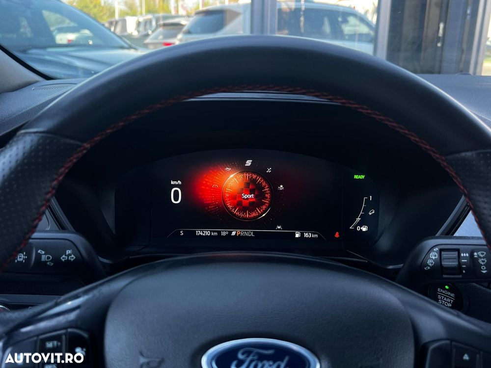 Ford Kuga 2.5 Duratec FHEV ST-LINE - 25