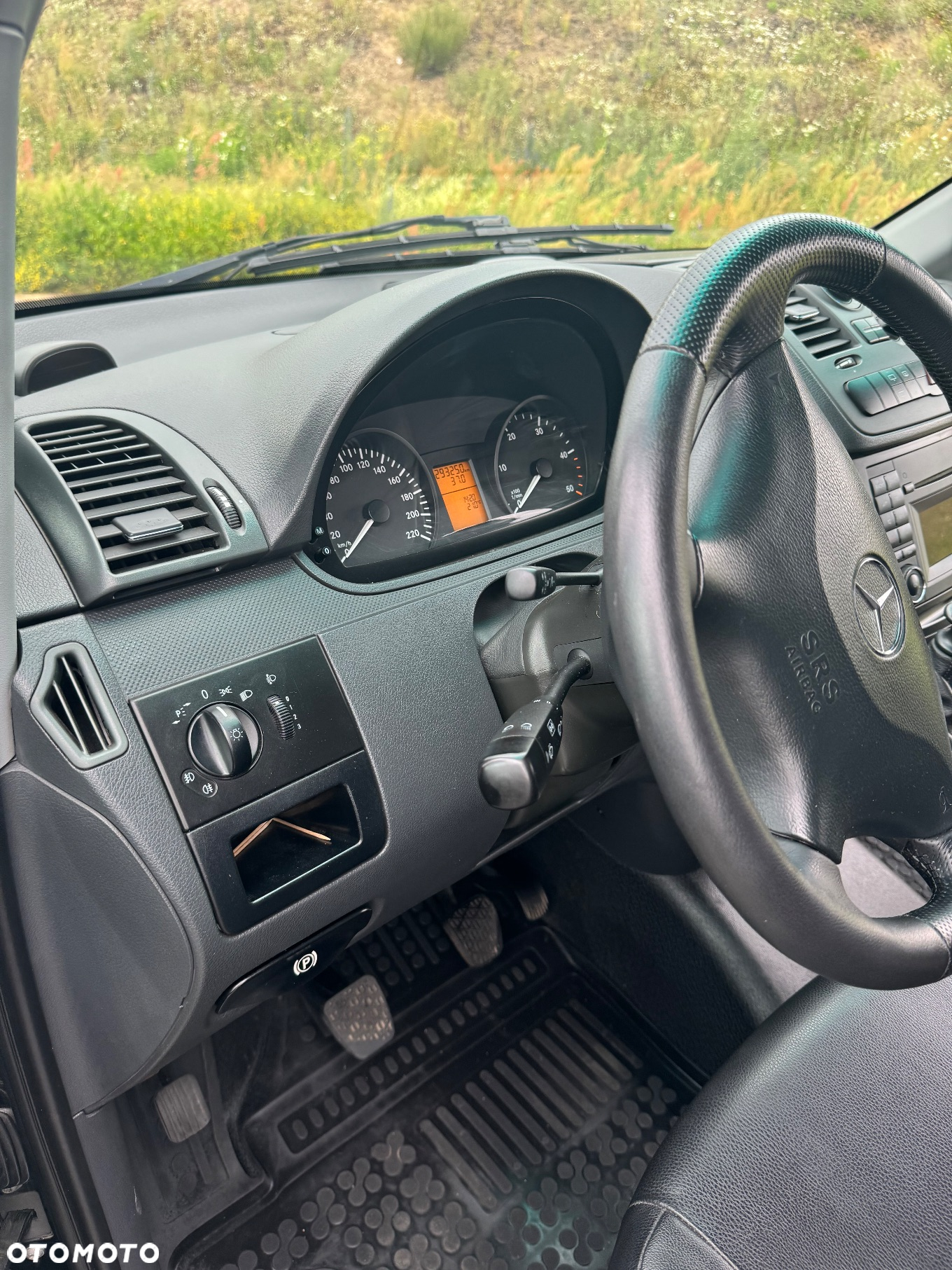 Mercedes-Benz Vito - 15