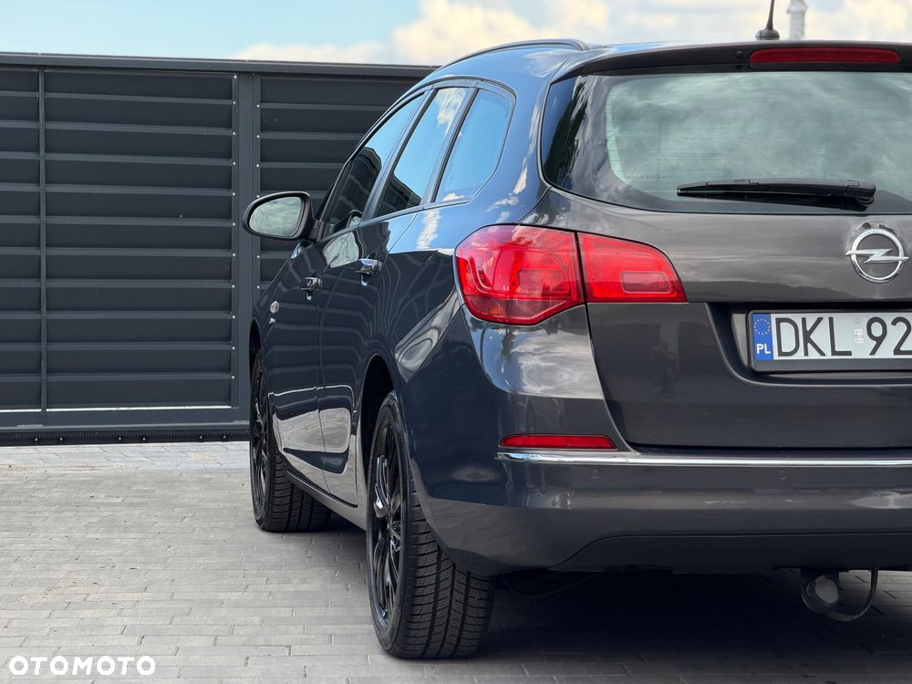 Opel Astra 1.4 Turbo - 28