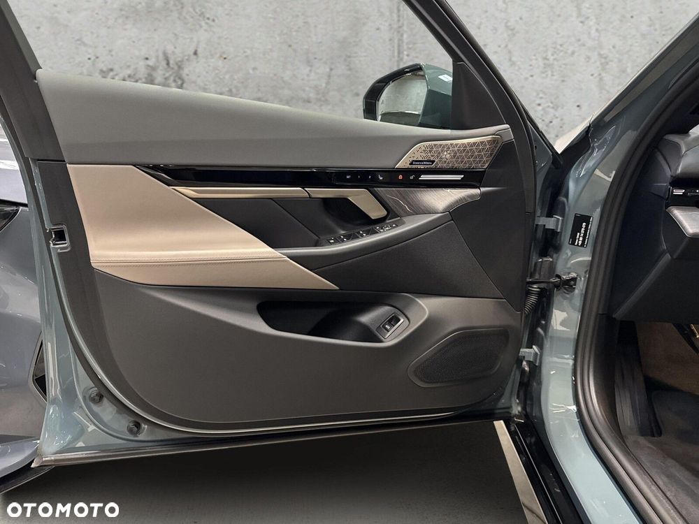 BMW Seria 5 - 11