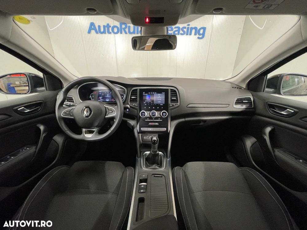 Renault Megane TCe 140 GPF Equilibre - 8