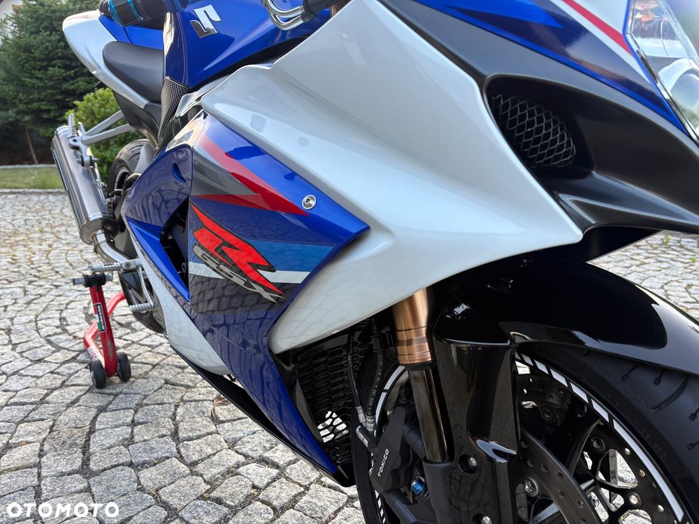 Suzuki GSX-R - 11