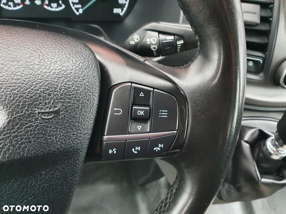 Ford TRANSIT 3,5t na Haku - 30