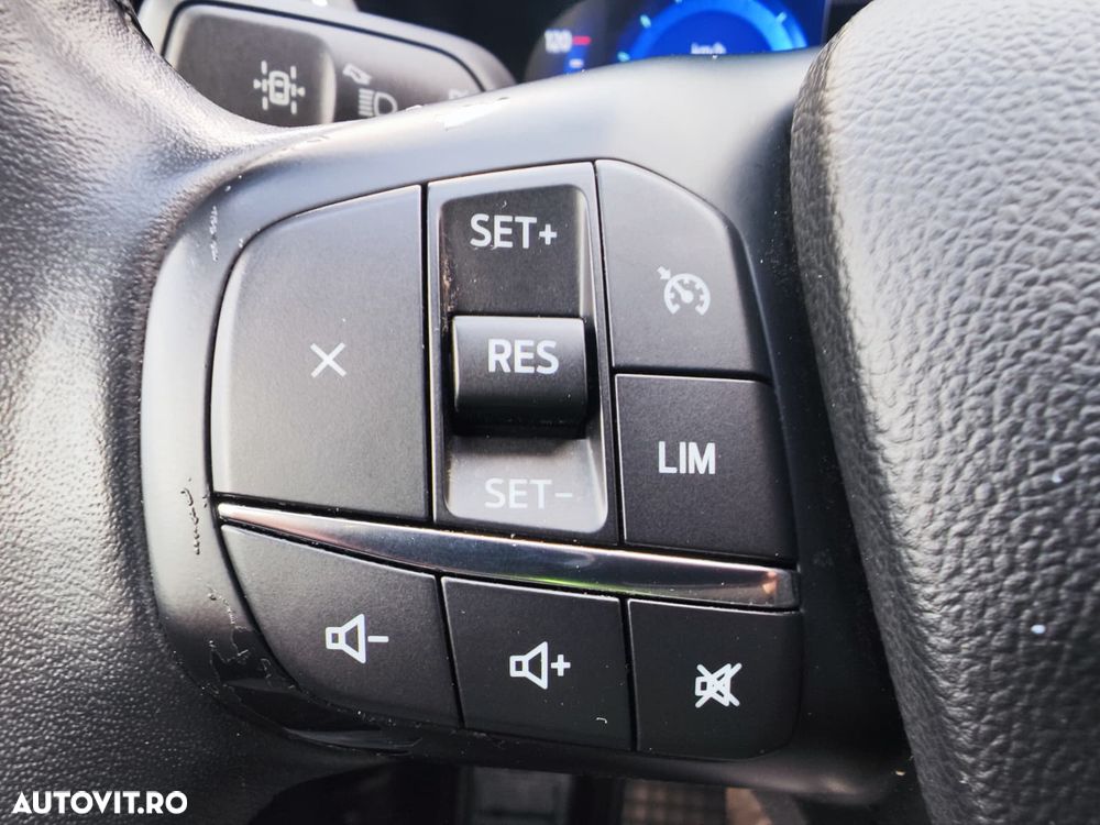 Ford Kuga 2.0 EcoBlue A8 AWD Trend - 21