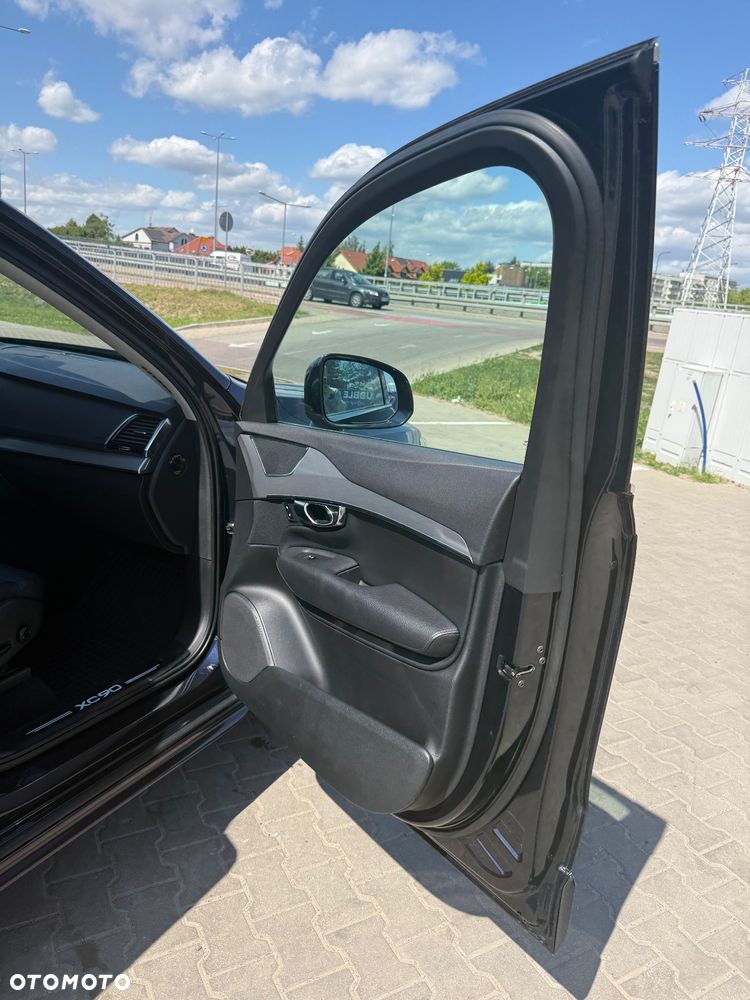 Volvo XC 90 D5 AWD Momentum 7os - 9