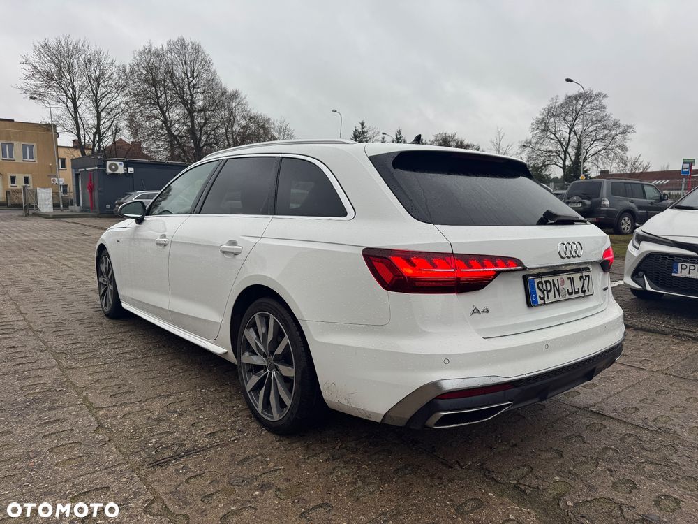 Audi A4 Avant 40 TDI quattro S tronic S line - 16