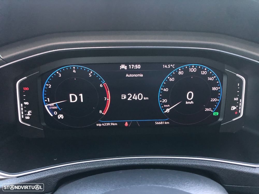 VW T-Roc 1.5 TSI Life DSG - 18