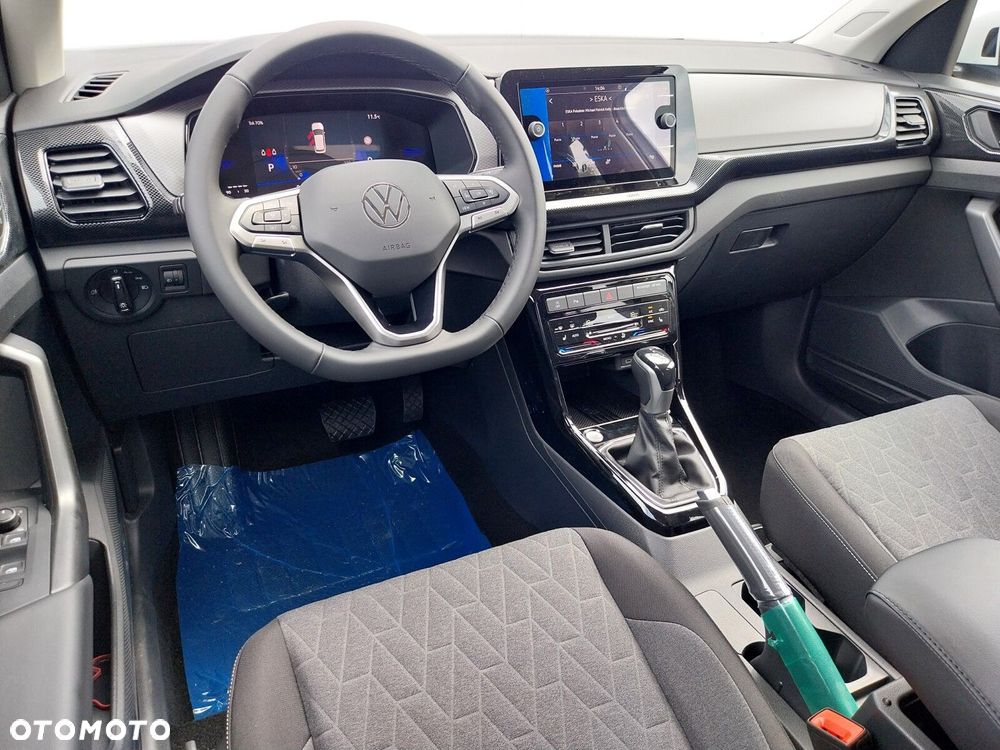 Volkswagen T-Cross - 16
