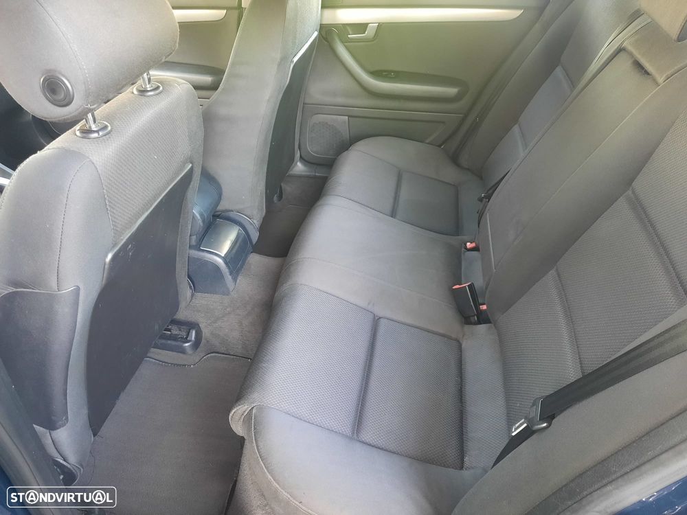 Audi A4 1.9 TDI m6 Sport - 11