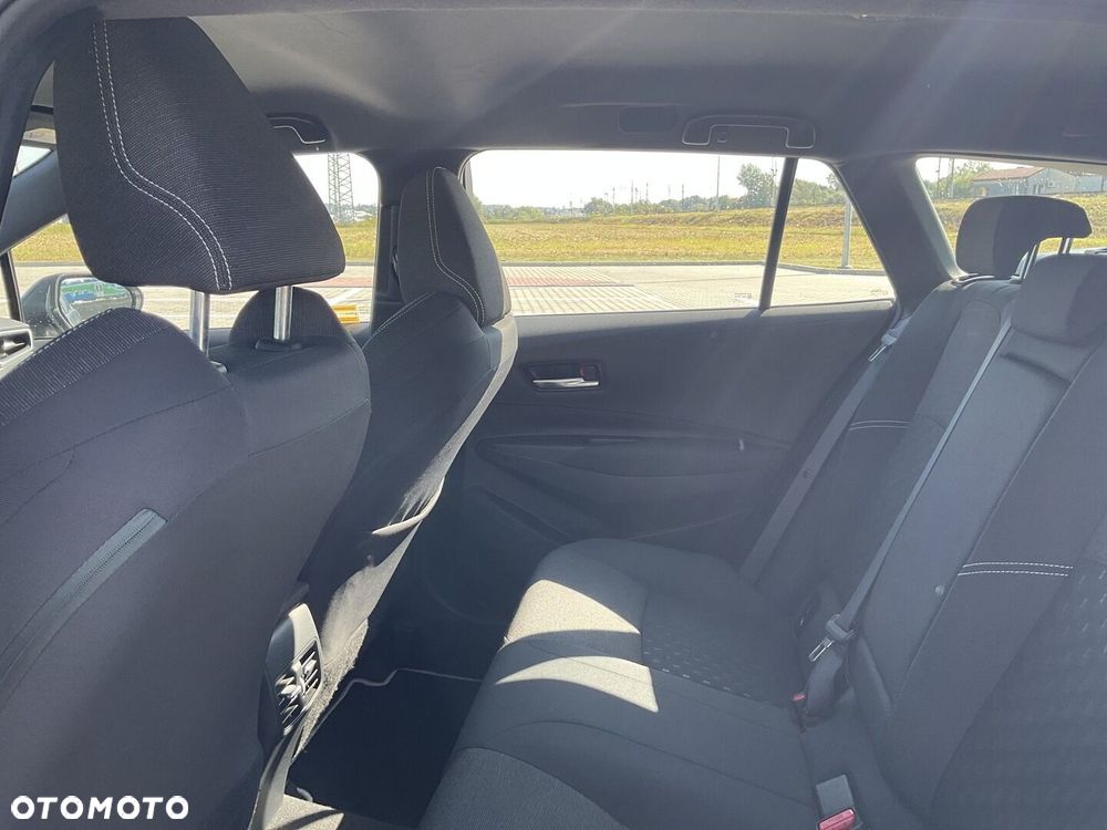 Toyota Corolla 2.0 Hybrid Comfort - 15