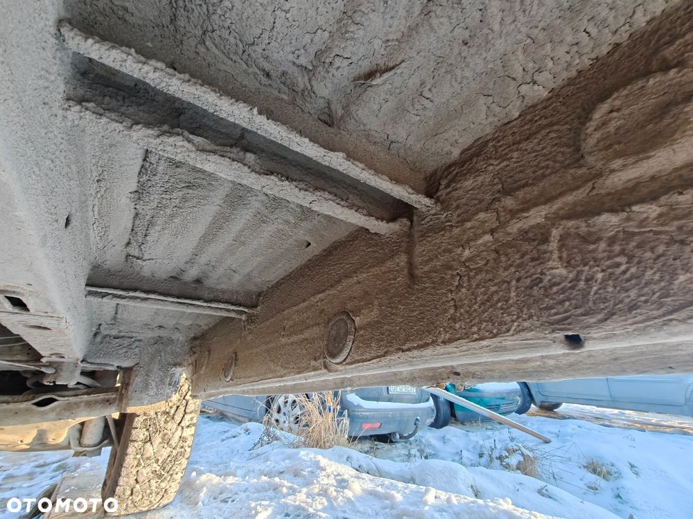 Volkswagen Multivan - 29