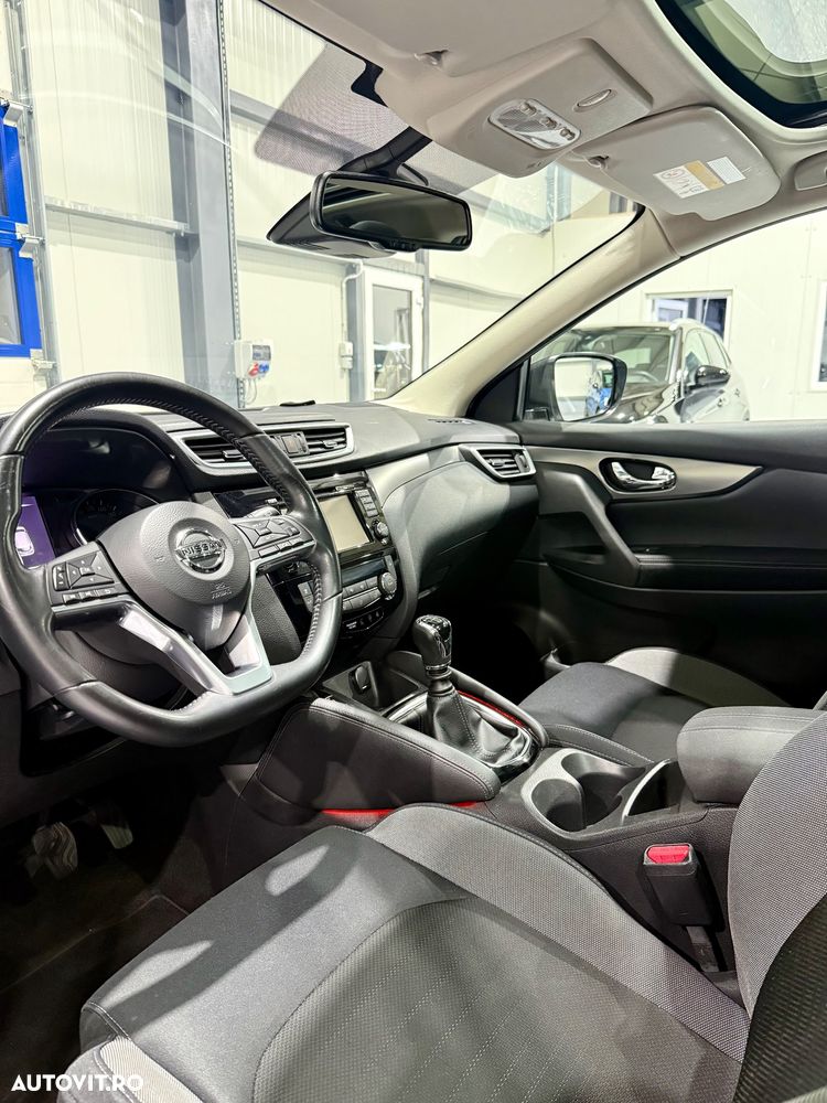 Nissan Qashqai 1.2 DIG-T TEKNA - 9