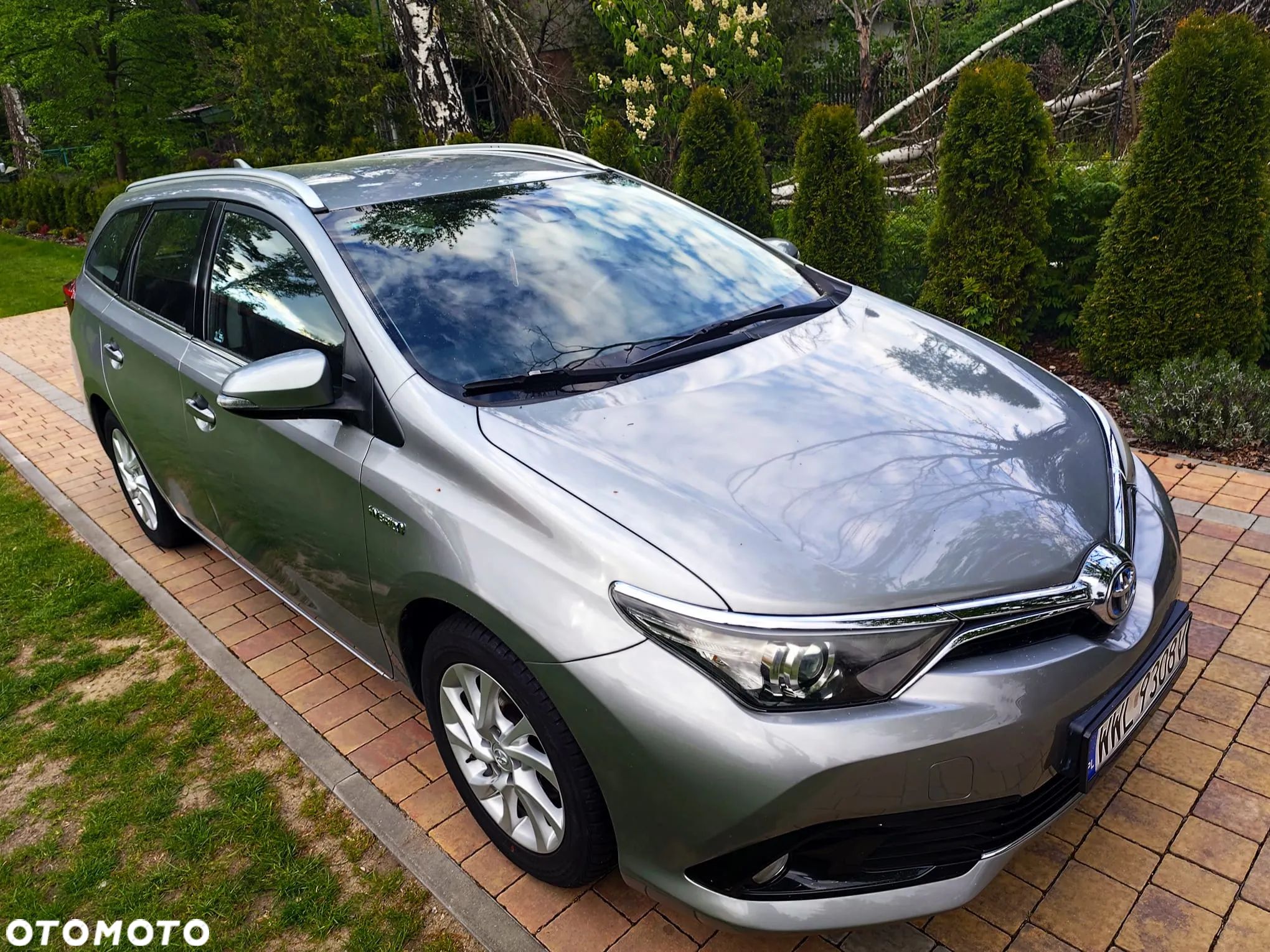 Toyota Auris 1.8 VVT-i Hybrid Automatik Style Selection - 1