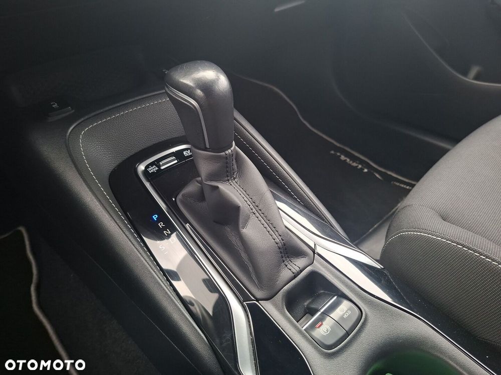 Toyota Corolla 2.0 Hybrid Comfort - 27