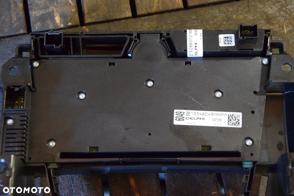 Opel Astra J Radio oryginał CD300 ładny panel 13346049 - 4
