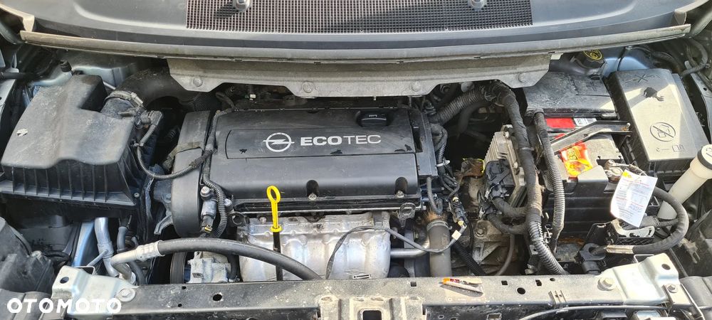 Opel Zafira Tourer 1.8 Style - 25