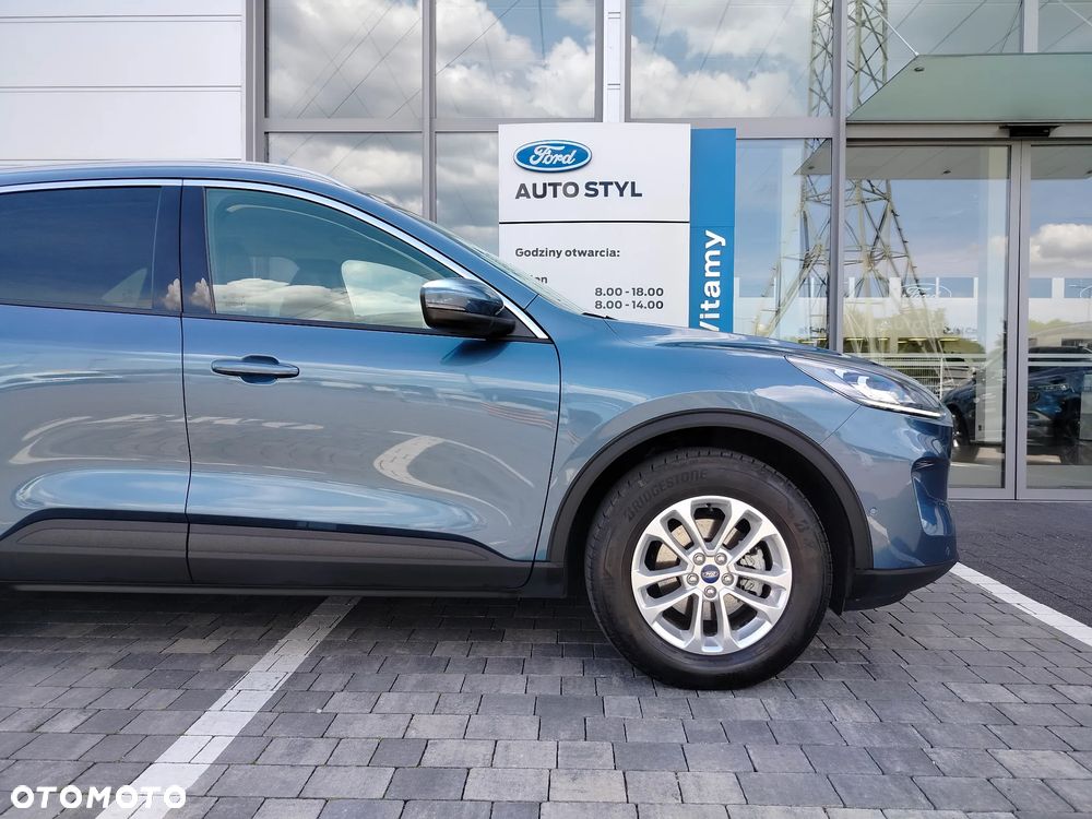 Ford Kuga 2.5 FHEV AWD Titanium eCVT - 40