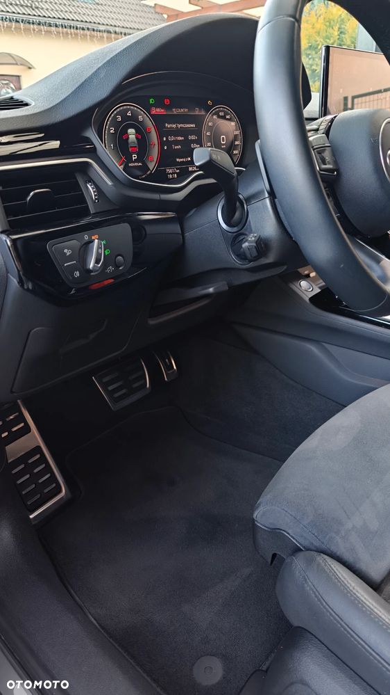 Audi A4 Limousine 35 TFSI mHEV Advanced S tronic - 15