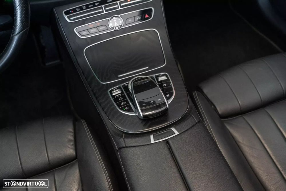 Mercedes-Benz E 220 - 19