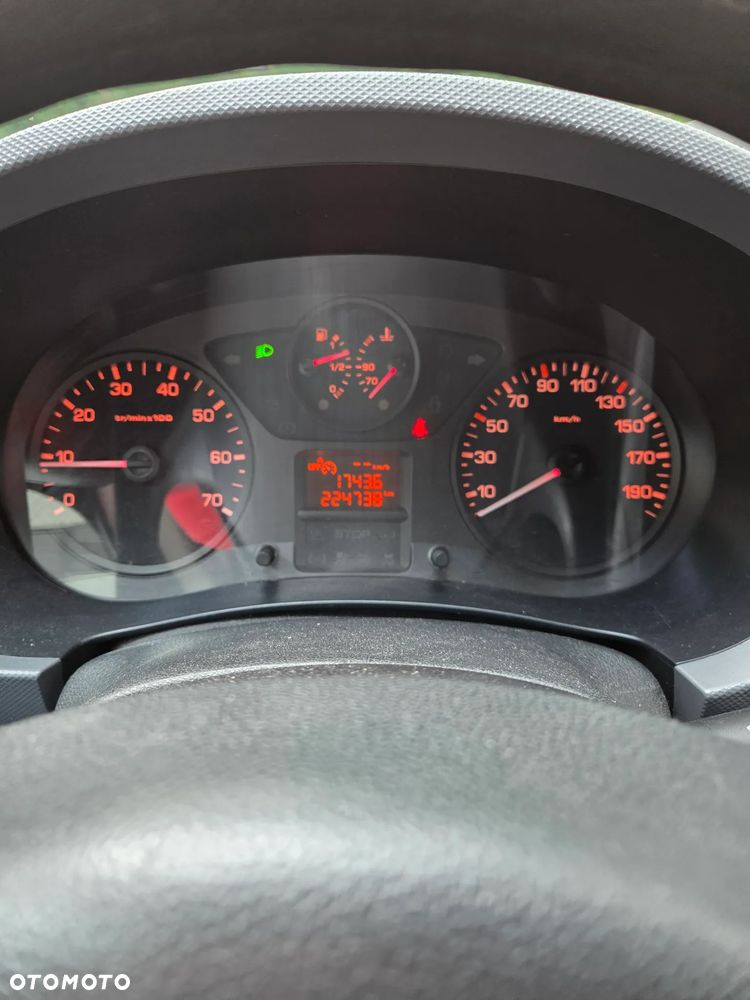 Peugeot Partner - 6