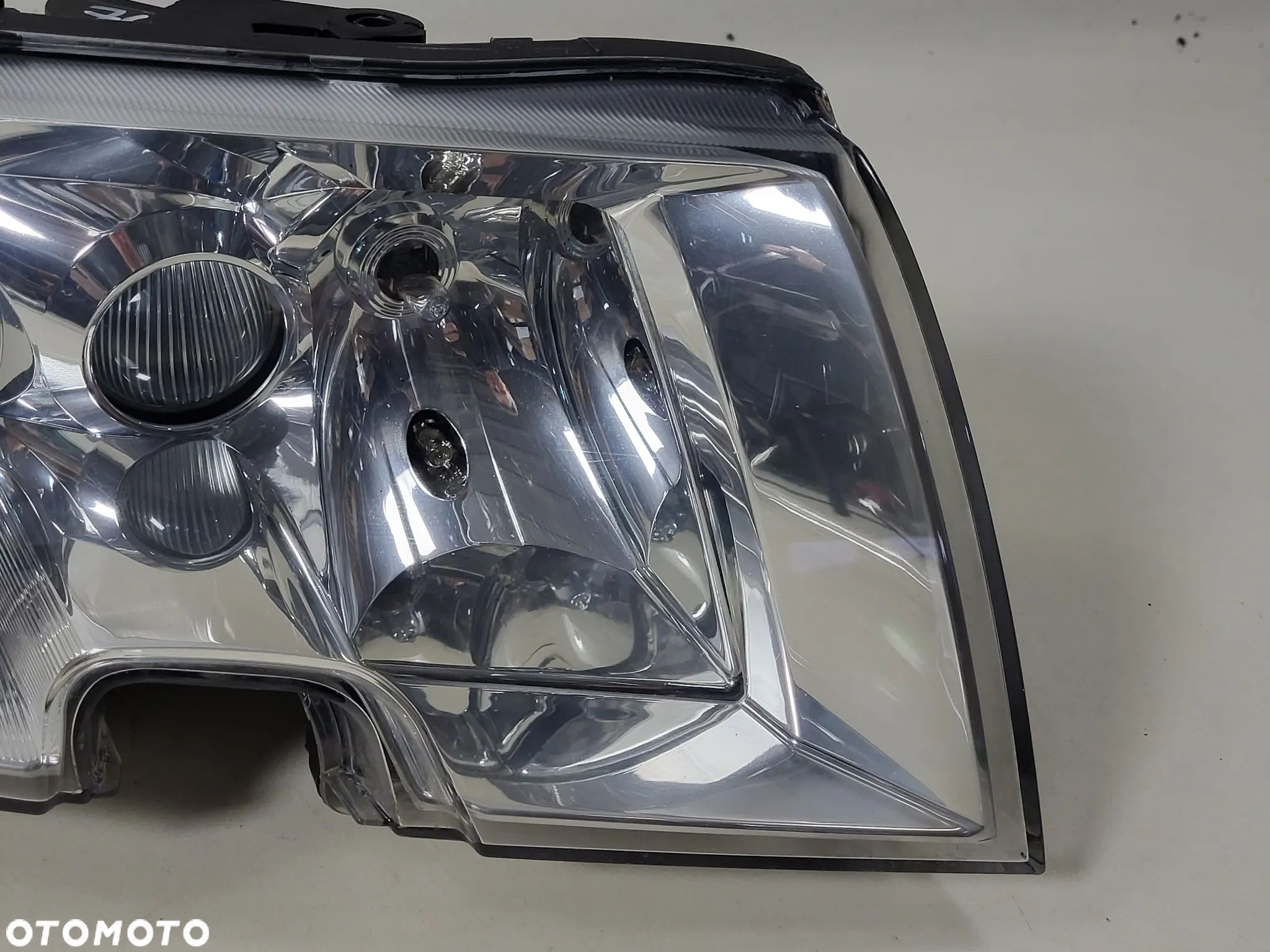 SKODA SUPERB I BI XENON 01-08 PRZEDNIA LAMPA PRAWA KOMPLETNA EU - 4