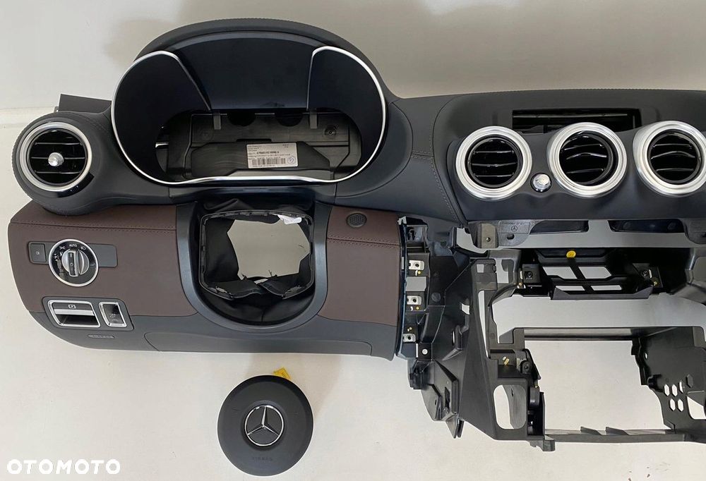 MERCEDES KONSOLA DESKA AMG GT S 190 LIFT 2020 NOWA - 3