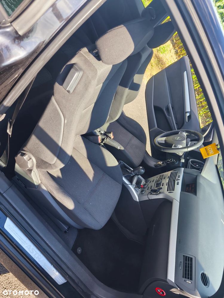Opel Astra - 14