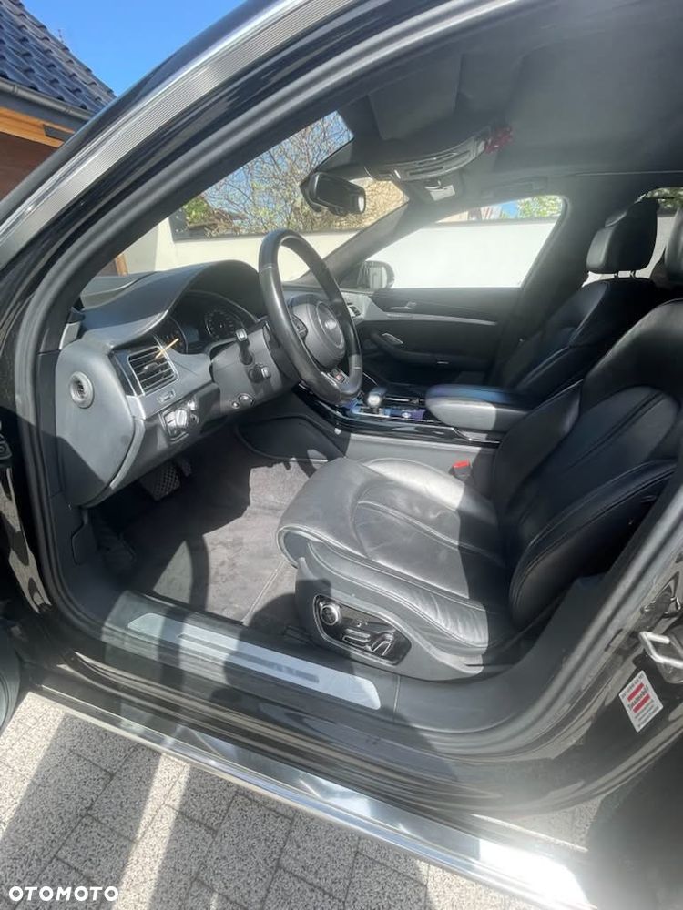 Audi A8 4.2 TDI DPF (clean diesel) quattro tiptronic - 6