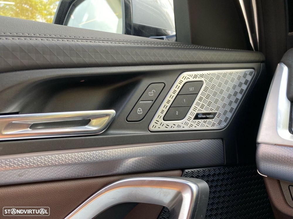 BMW iX2 xDrive30 Pack Desportivo M - 16