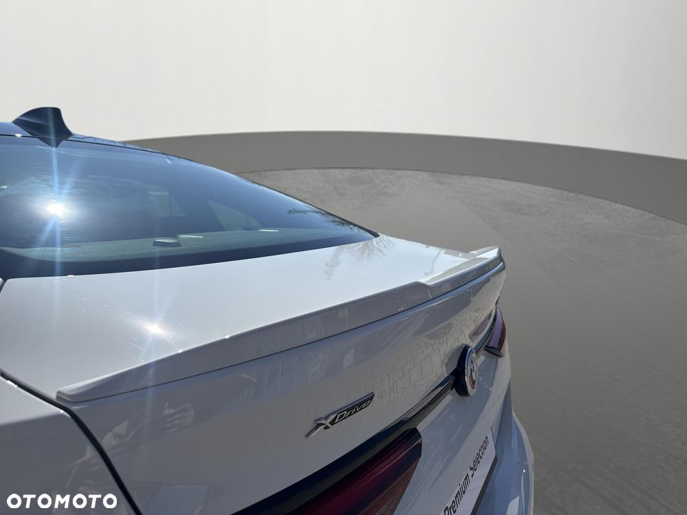 BMW Seria 2 220i M Sport - 16