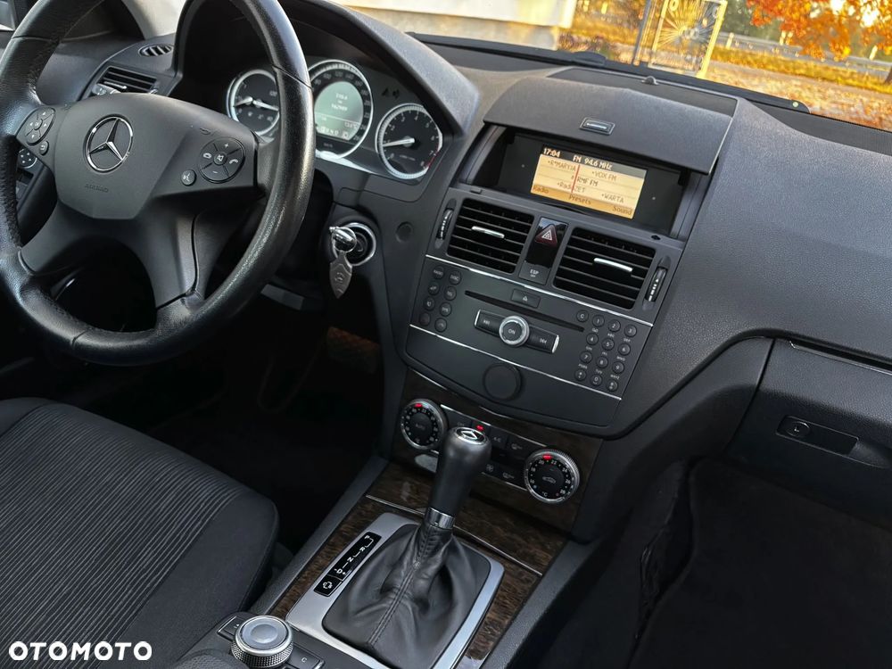 Mercedes-Benz Klasa C 180 Kompressor Automatik Elegance - 31