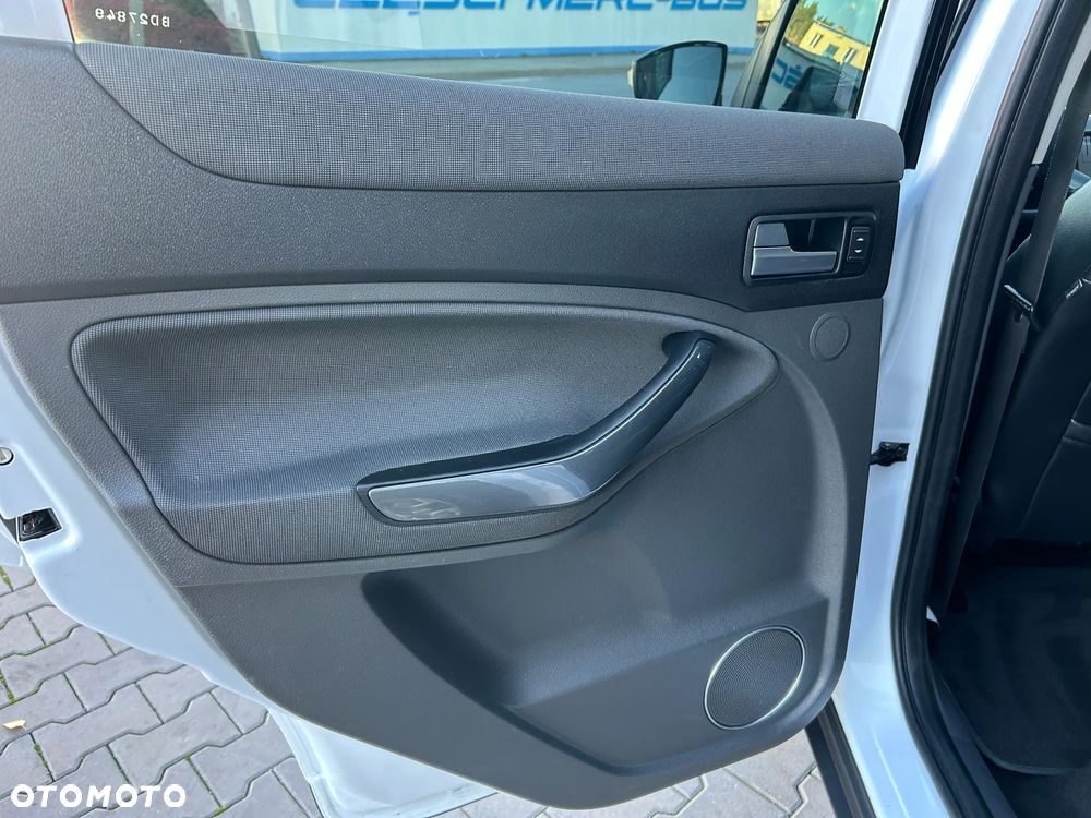 Ford Kuga 2.0 TDCi 4x4 Titanium - 20