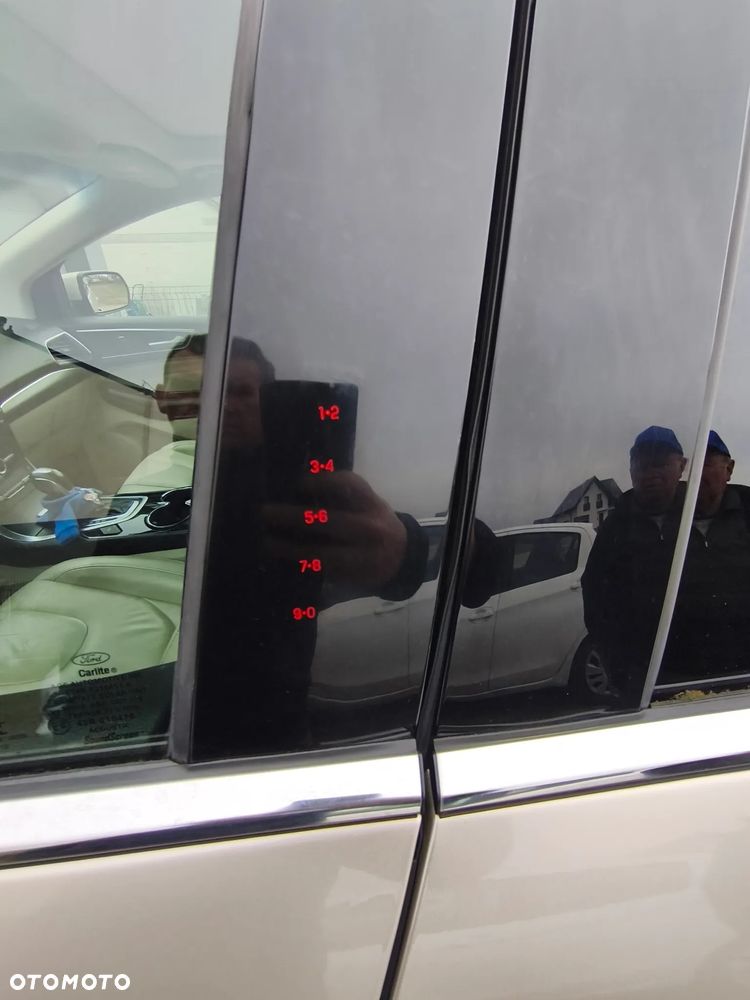 Ford Edge 2.0 EcoBlue Bi-Turbo 4x4 Titanium - 23