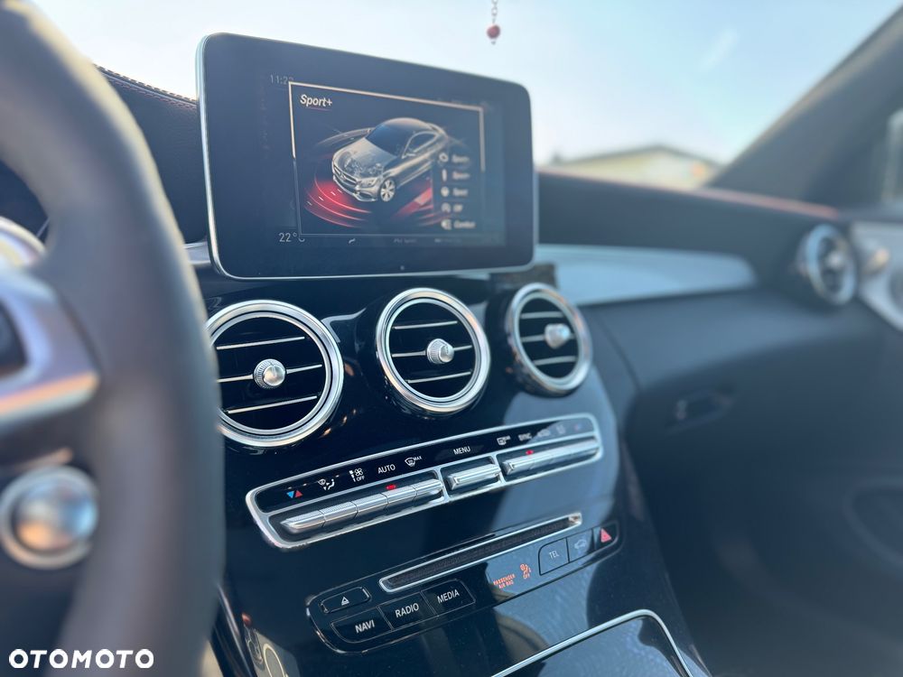 Mercedes-Benz Klasa C AMG 43 Coupe 4Matic 9G-TRONIC Night Edition - 15