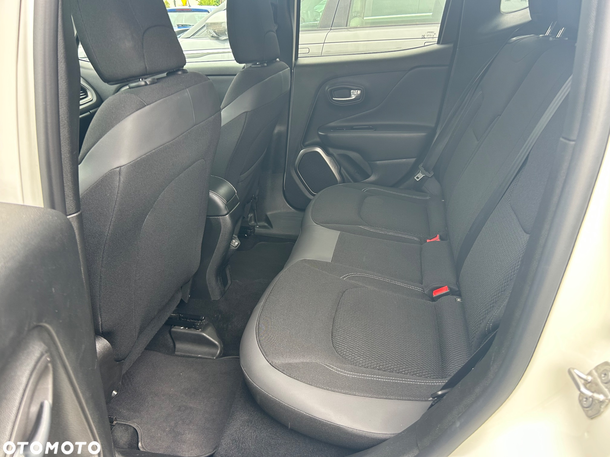 Jeep Renegade 1.4 MultiAir Limited FWD S&S - 19