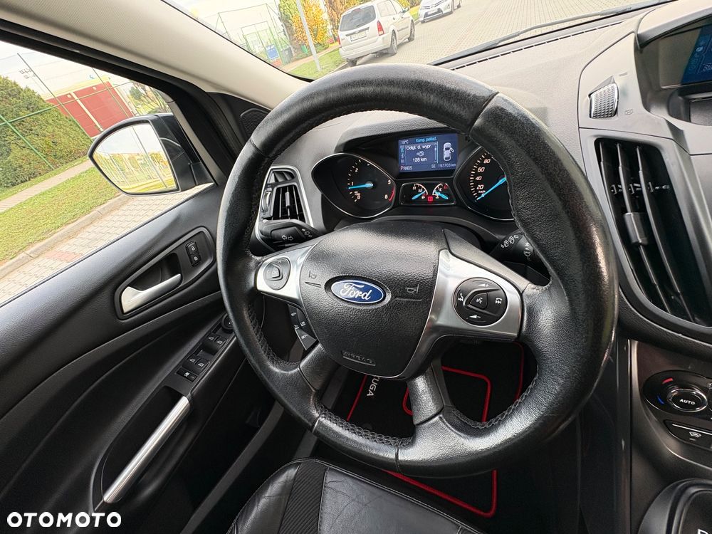 Ford Kuga - 25