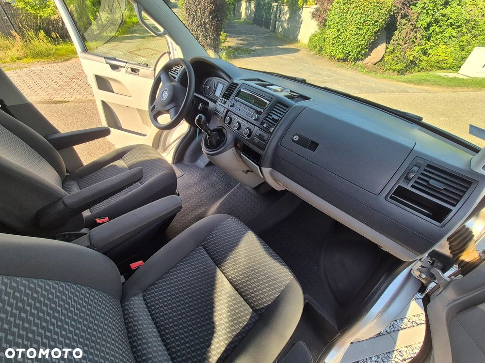 Volkswagen Transporter - 17