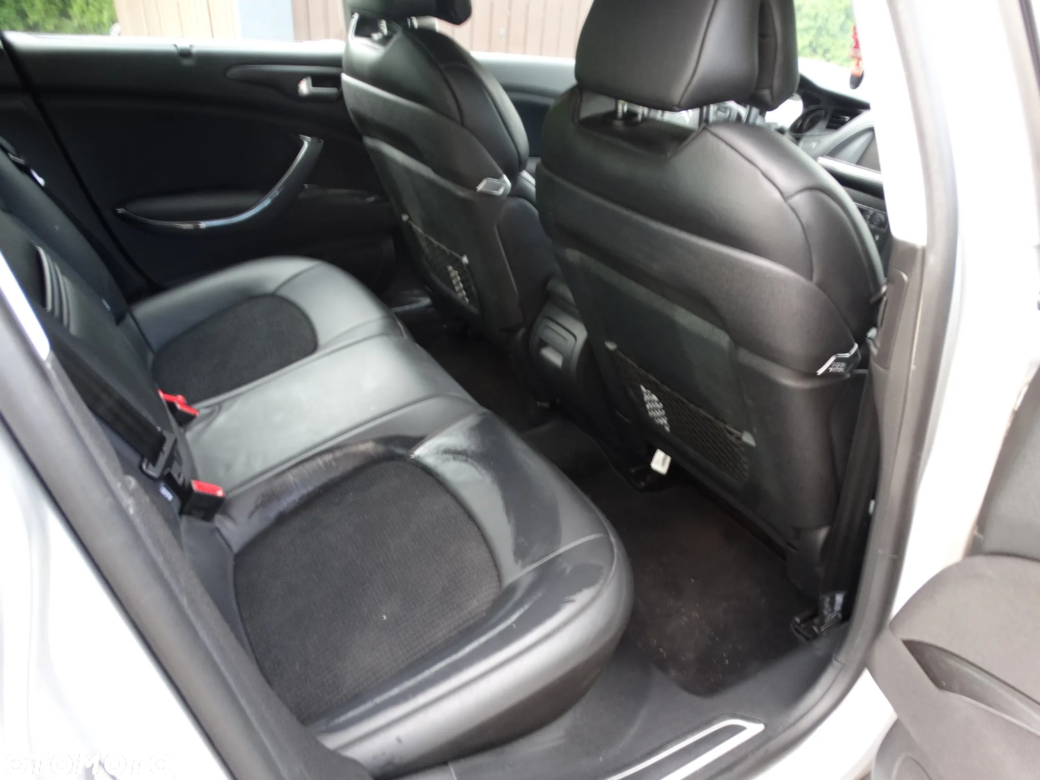 Citroën C5 II 3.0i V6 Exclusive - 14
