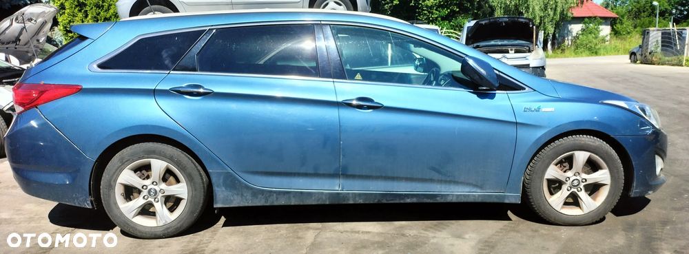 HYUNDAI i40 I CW (VF) 1.7 CRDi YU6 ZDERZAK PRZEDNI PDC KOMPLETNY DRZWI PRZÓD TYŁ MASKA BŁOTNIK LAMPA PAS PRZEDNI KLAPA SZYBA LUSTERKO SILNIK SKRZYNIA CAŁY NA CZĘŚCI - 2