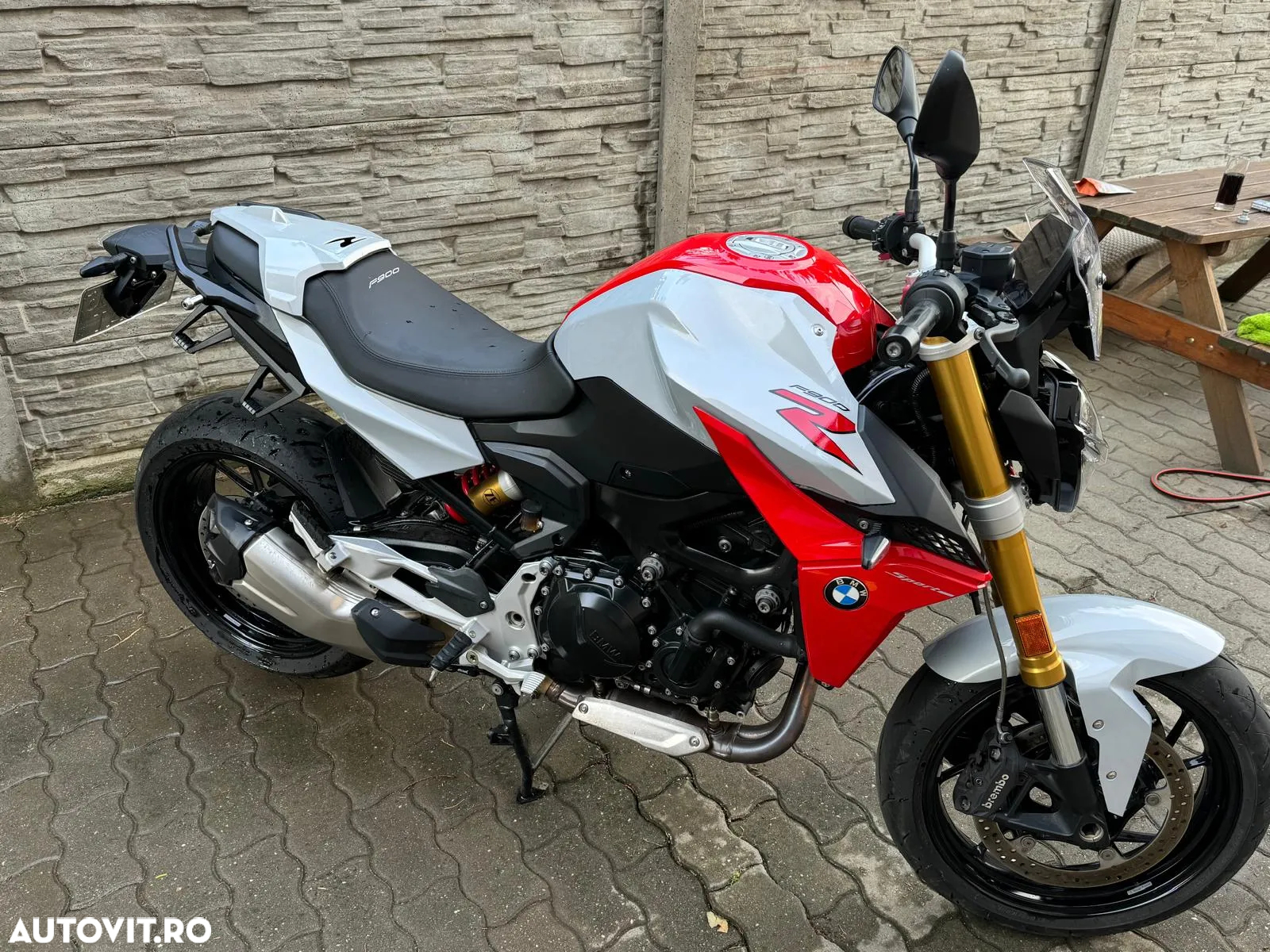 BMW F900R - 4