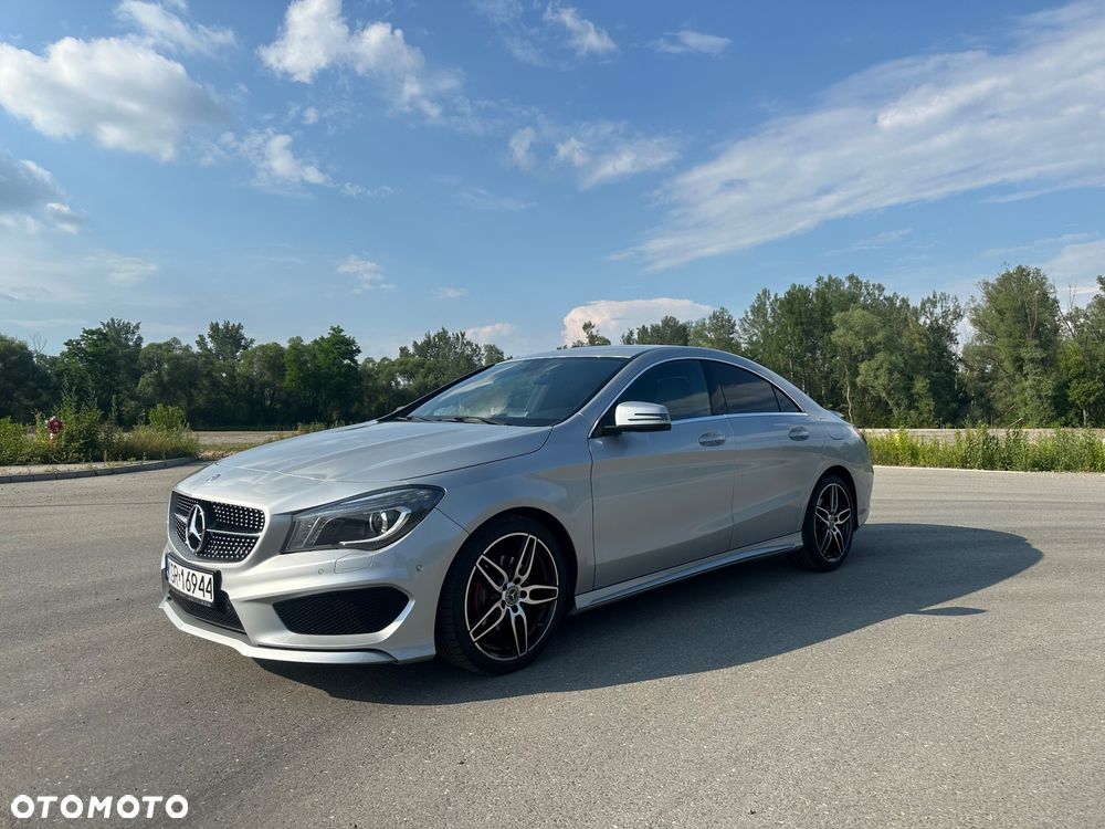 Mercedes-Benz CLA 200 AMG Line - 1