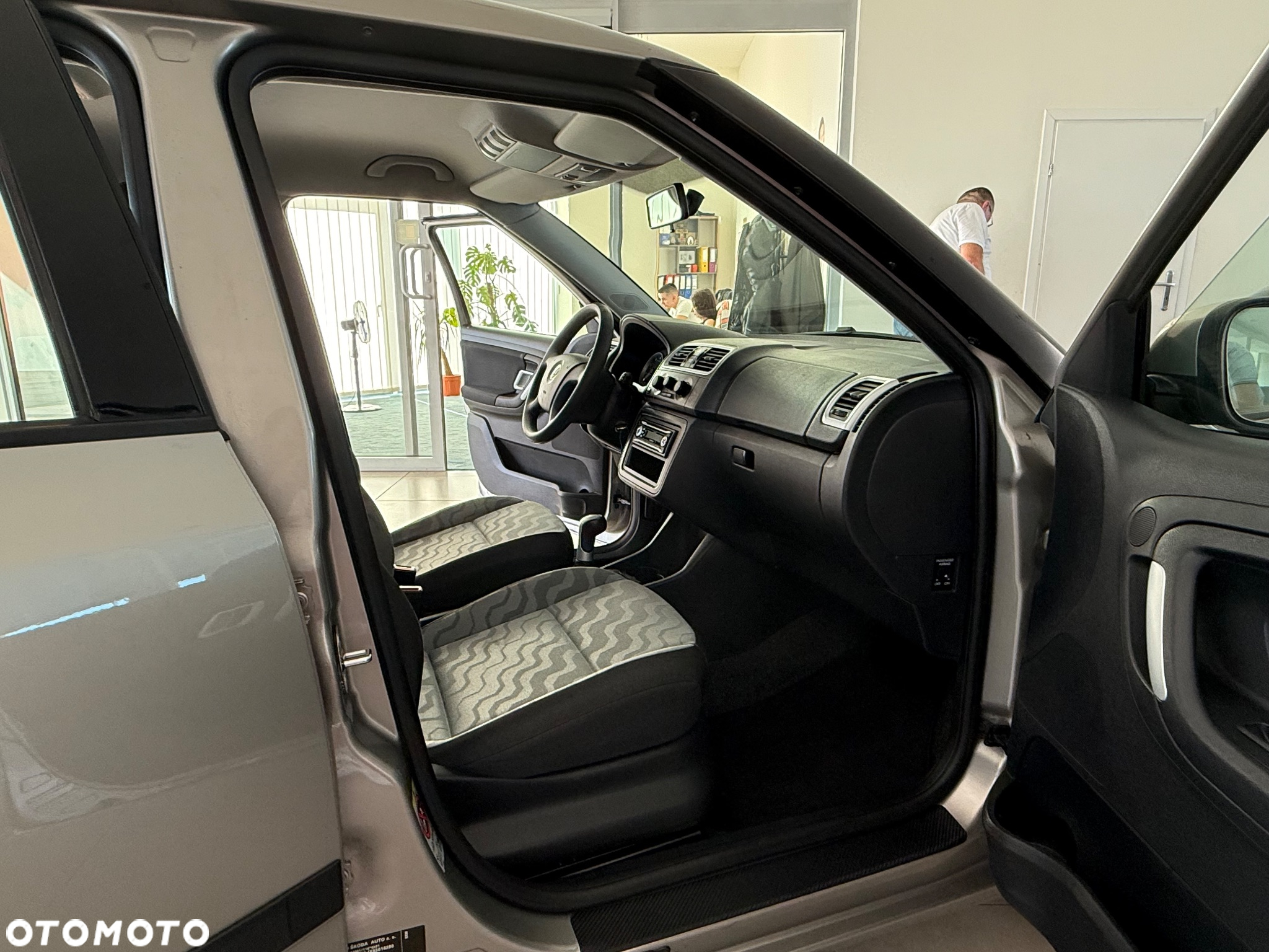 Skoda Fabia 1.4 16V Active - 30