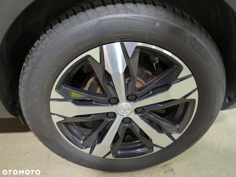 Peugeot 5008 BlueHDi 180 EAT8 GT Pack - 12