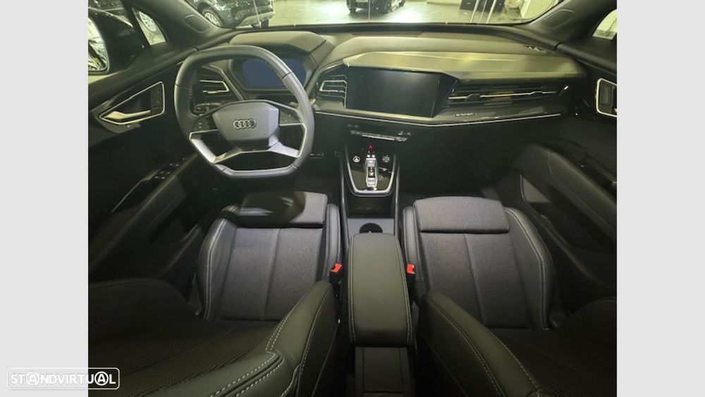 Audi Q4 e-tron 45 82 kWh SE Business Plus - 24
