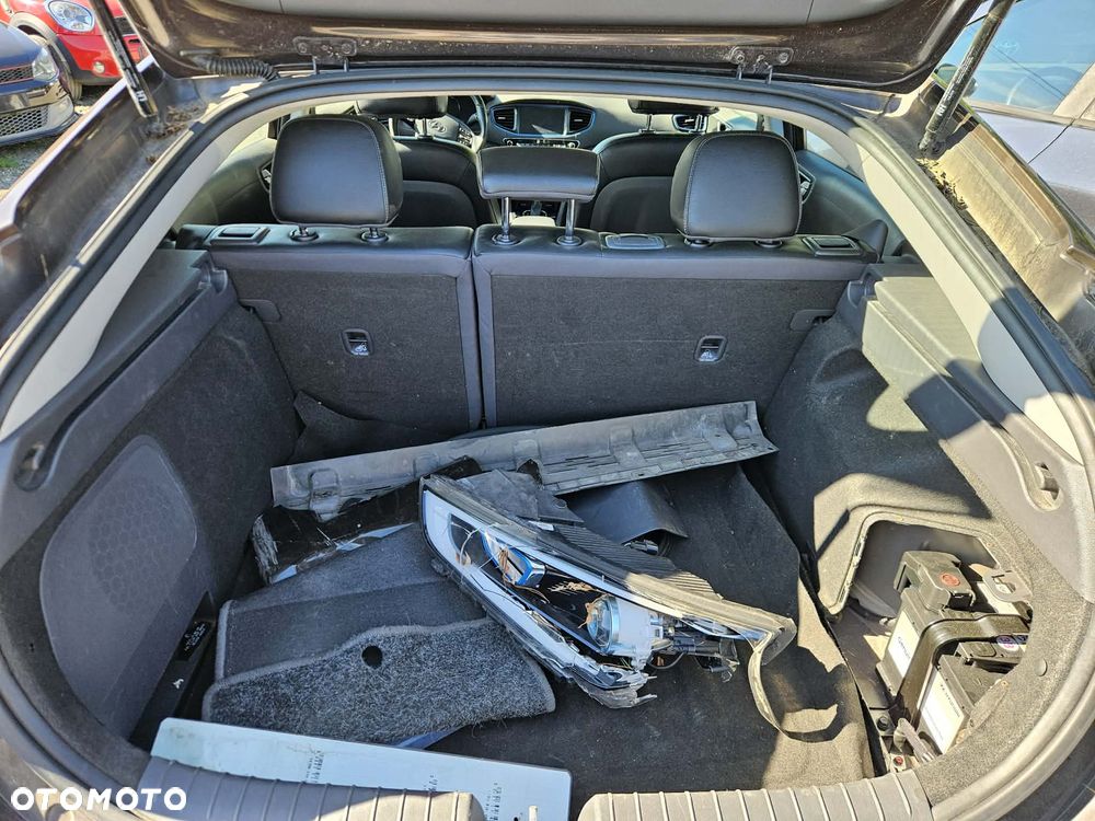 Hyundai IONIQ 1.6 GDI Premium - 14