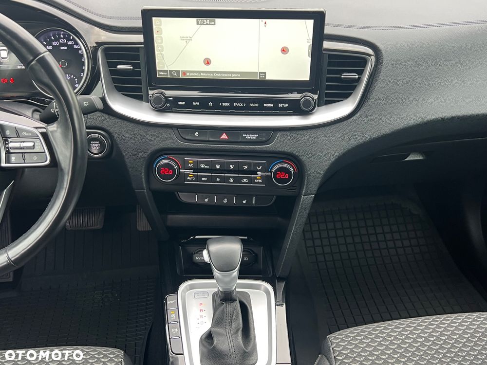 Kia XCeed - 28