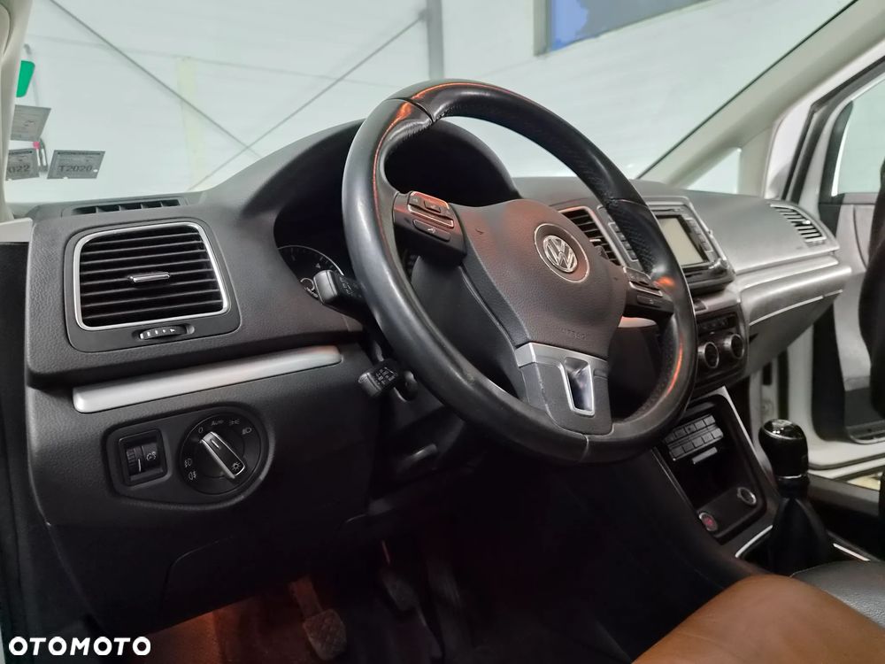 Volkswagen Sharan 2.0 TDI Highline - 27