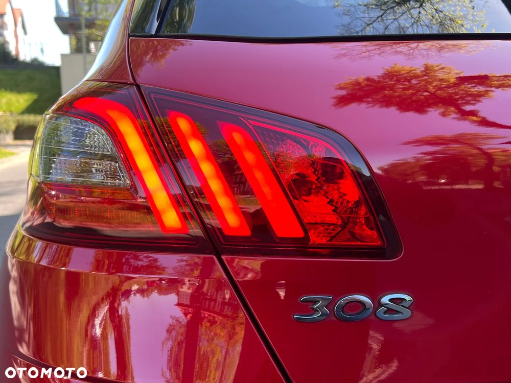 Peugeot 308 1.2 PureTech Allure S&S - 25